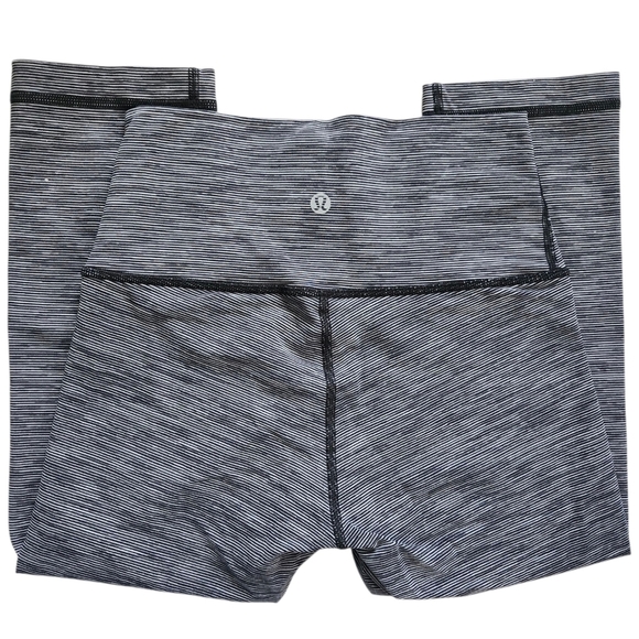 Lululemon Wunder Under Cropped Active Leggings - Picture 4 of 4
